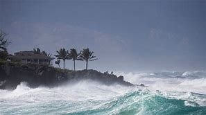 Hawaiis Waikiki Beach at Potential Risk Due to Climate Change