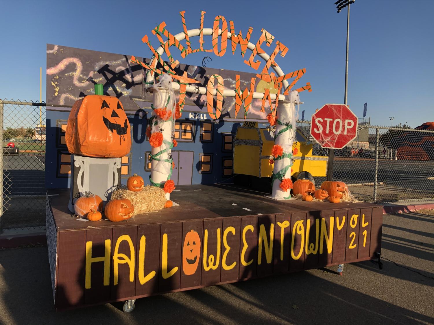 2019 Homecoming Floats – The Roosevelt Review