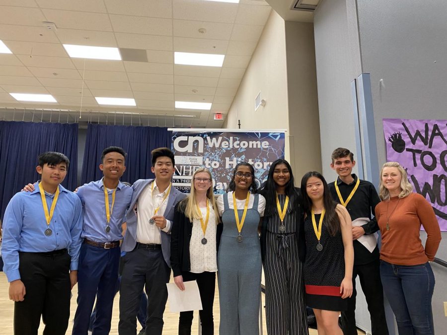 Pictured Above: ERHS Champions at CNUSD History Day.