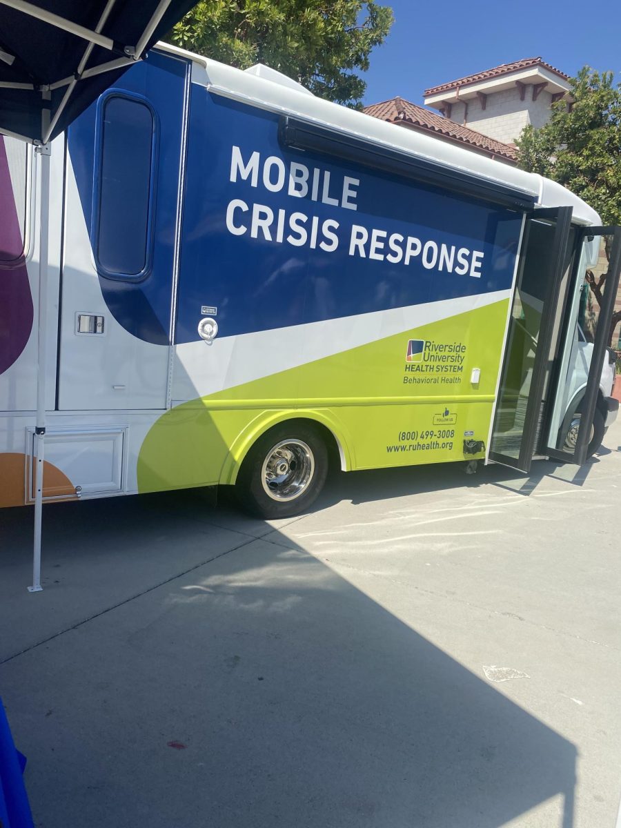 Mobile crisis response vehicle 