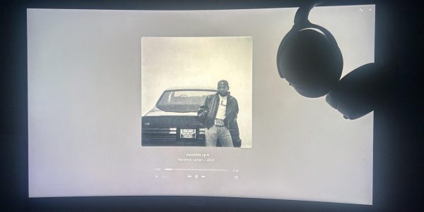 Artwork and visualizer for GNX on Apple Music.