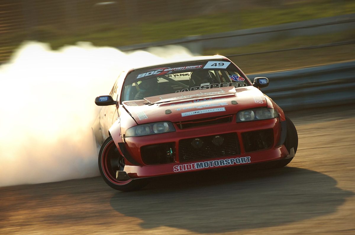 Image of a car drifting.